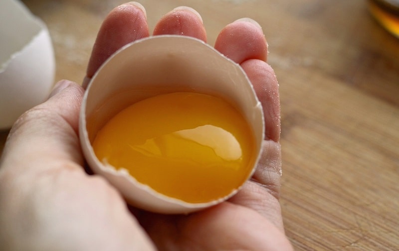 Four side effects of eating raw eggs Healthunbox