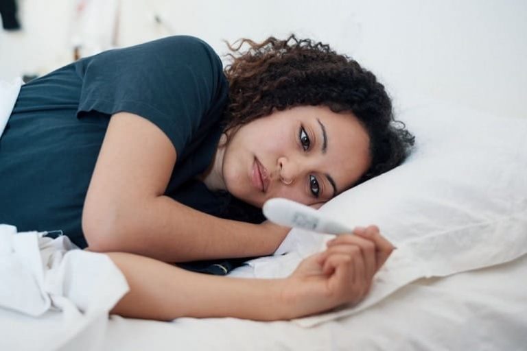 Pregnancy first month symptoms and changes in body