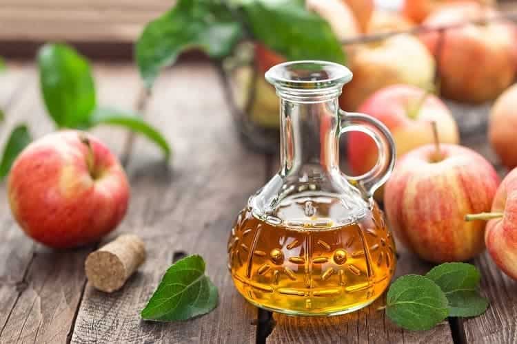 सेब के सिरके के फायदे स्किन के लिए - Apple cider vinegar good for skin in Hindi