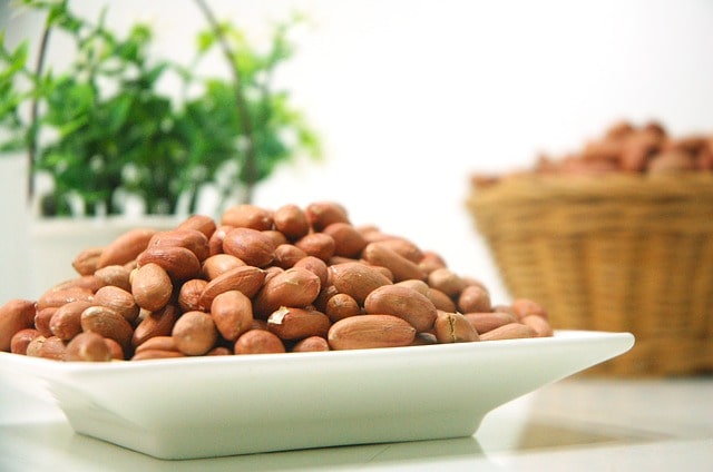 मूंगफली के फायदे गुण लाभ और नुकसान – Peanuts (Mungfali) Benefits and side effects in hindi