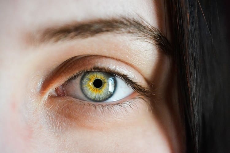 आंखों के लिए नींबू के फायदे – Lemon For Eyes in Hindi