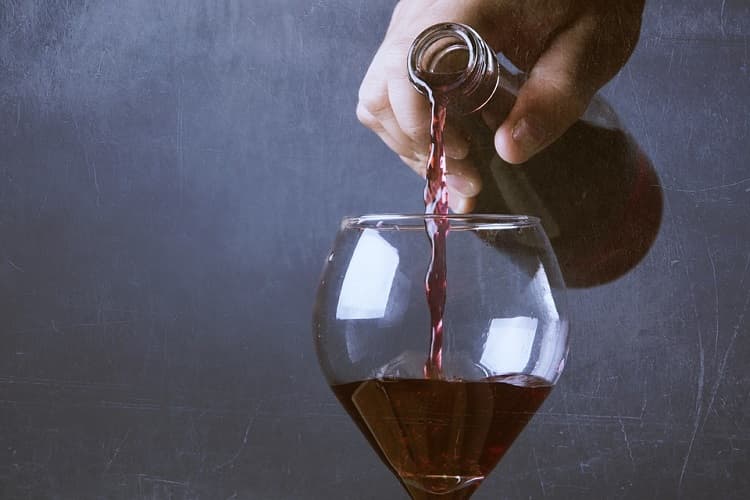 रेड वाइन के नुकसान - Red wine side effects in Hindi