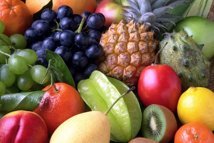फल में कैलोरी - Fruit calorie chart in Hindi