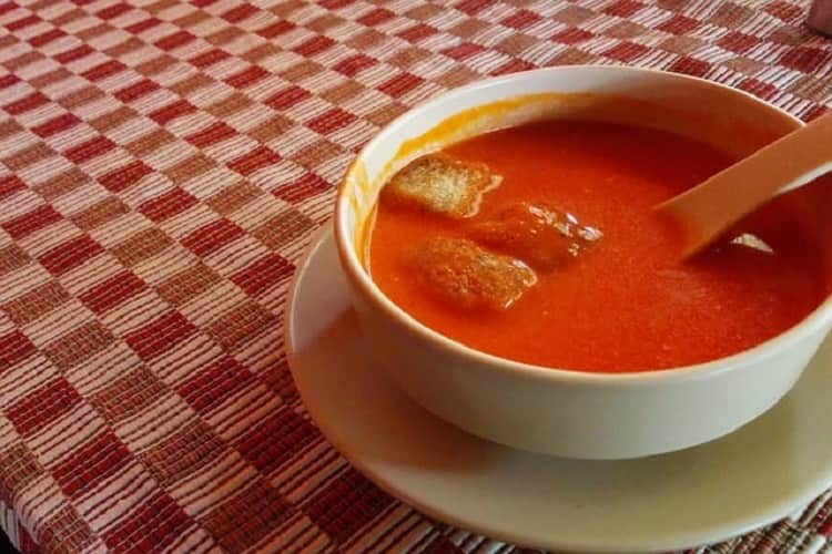 जीरो बॉडी साइज के लिए सूप पीएं - Soups for zero figure in Hindi