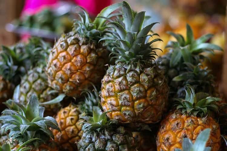 वजन को कम करने वाला फल अनानास – Vajan ko kam karne wala fal Pineapple in Hindi