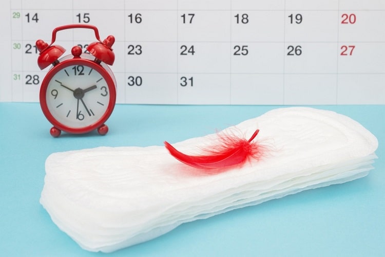 सामान्य मासिक धर्म चक्र कितना लंबा होता है - How long is a typical menstrual cycle in Hindi