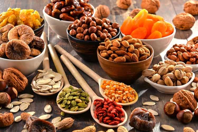 डायबिटीज कंट्रोल करने के लिए खाएं सुखे मेवा या नट्स - Nuts for Manage Diabetes Naturally in hindi