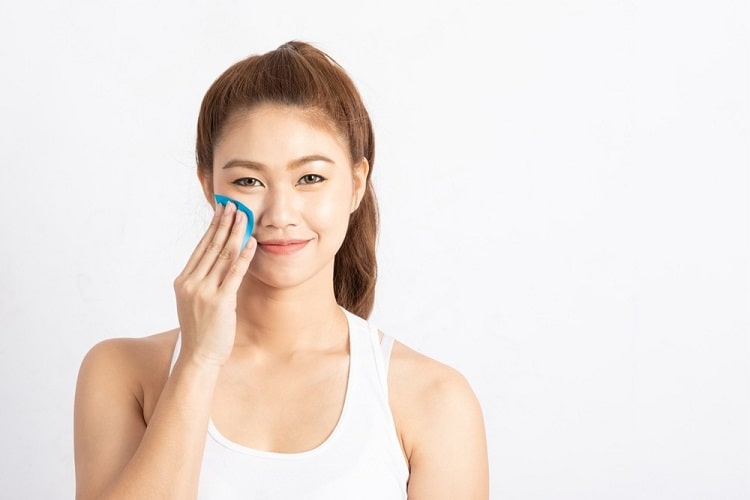 ऑयली स्किन को गोरा बनाने के बेहतरीन घरेलू उपाय Homemade Fairness Face