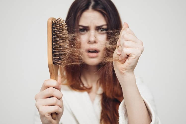 सहजन पाउडर के फायदे बाल झड़ने से रोके – Moringa Powder Benefits for Hair fall in Hindi