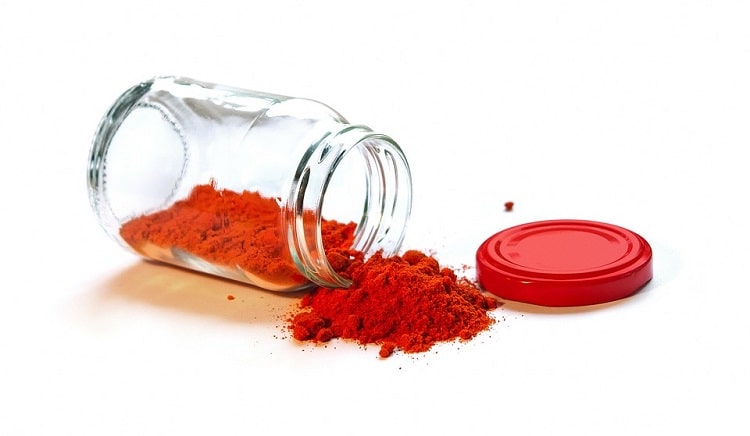 लाल मिर्च की शुद्धता की पहचान कैसे करें - Tests to Find Out red chilli powder pure in Hindi