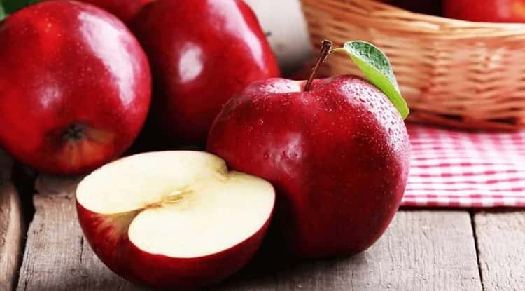 सेब, सूखे अंजीर और नींबू की स्मूदी की रेसिपी - Apple, Dried fig and Lemon Smoothie recipe in Hindi