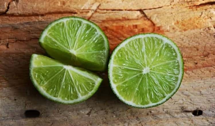 नींबू पानी विटामिन सी से भरपूर – Lemon water good source of Vitamin C in Hindi