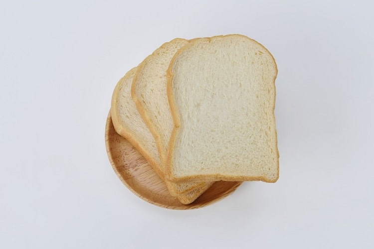 पेट कम करने के लिए सफ़ेद ब्रेड से बचें - Avoid eating White Bread for weight loss in Hindi