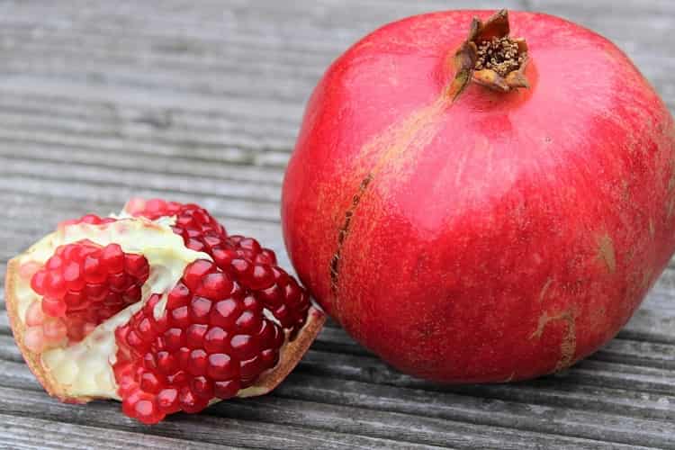 अनार क्‍या है – What is Pomegranates in Hindi