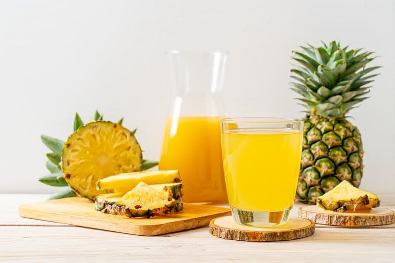 अनानास जूस के फायदे और नुकसान Pineapple Juice Benefits in Hindi