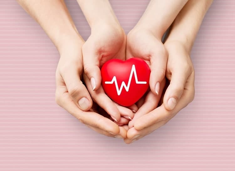 अनार फायदे हृदय को स्वस्थ रखें – Pomegranate Improve Heart Health in Hindi