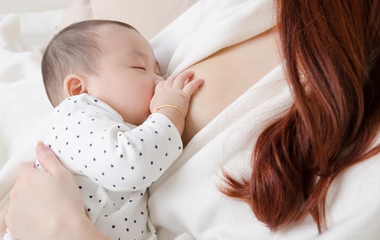 रात में स्तनपान कैसे रोकें - How to stop breastfeeding at night in Hindi