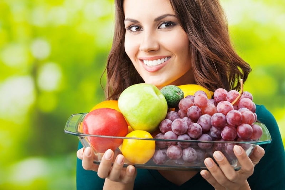 फल खाने के फायदे, गुण और उपयोग - Fruits Benefits for Health in Hindi