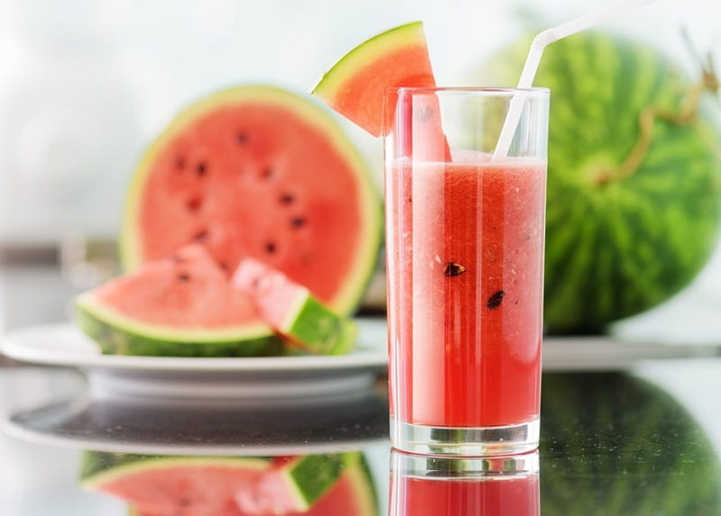 तरबूज के जूस के फायदे, उपयोग और नुकसान Watermelon (Tarbuj) Juice
