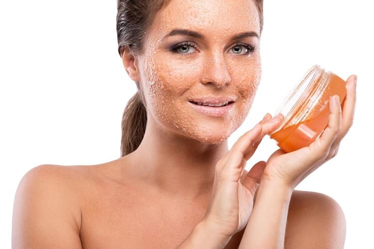 ऑयली स्किन के लिए घरेलू फेस स्क्रब Homemade face scrub for oily skin