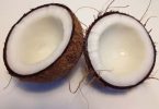 कच्चा नारियल खाने के फायदे - Benefits Of Eating Raw Coconut In Hindi