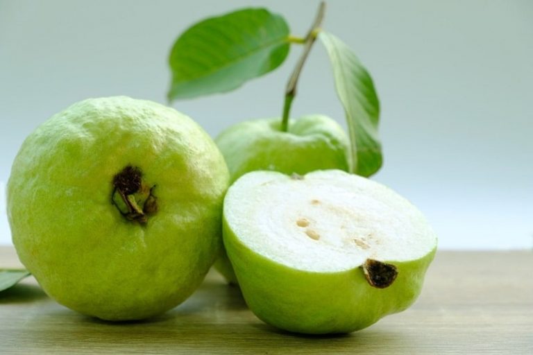 पेट साफ करने वाले फल Pet Saaf Karne Wale Fruits Healthunbox