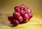 लाल अंगूर खाने के फायदे और नुकसान – Lal Angoor Khane Ke Fayde Aur Nuksan