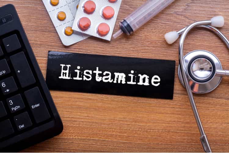 हिस्टामिन बढ़ाने वाले पदार्थों का सेवन न करें - Do not eat histamine-enhancing Food In Hindi