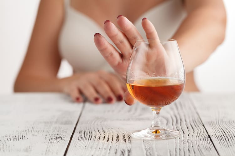शराब छोड़ने के आयुर्वेदिक उपाय - How To Quit Alcohol Ayurvedic In Hindi