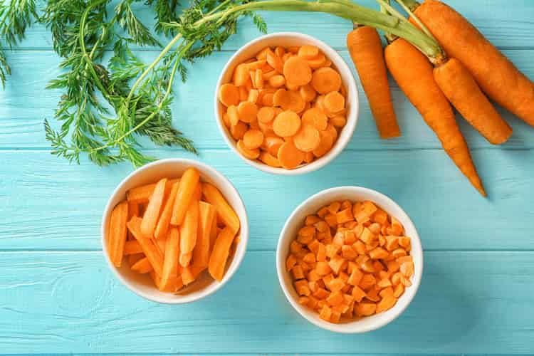 फेस स्किन टाइटनिंग के लिए गाजर खाएं - Face skin tightening liye carrot khaye