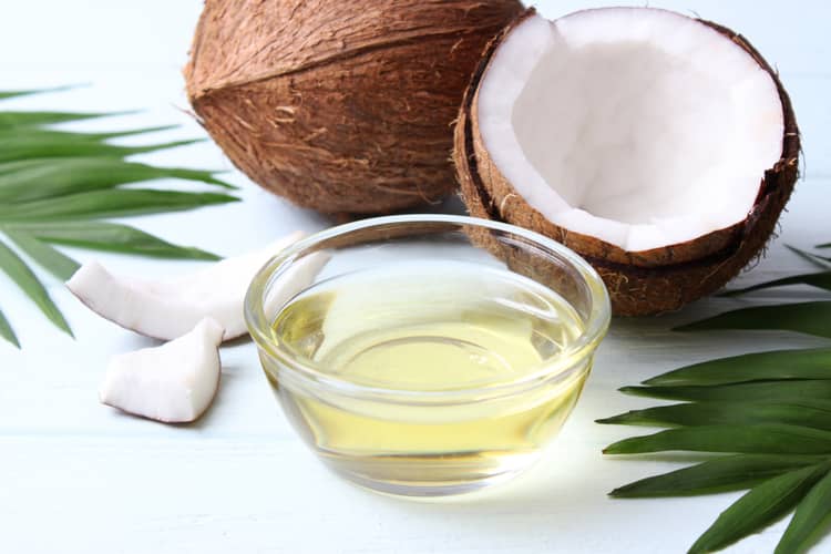 फेस टाइट करने के लिए टिप्स में लगाएं नारियल तेल - Face Tight Karne Tips coconut oil Hindi